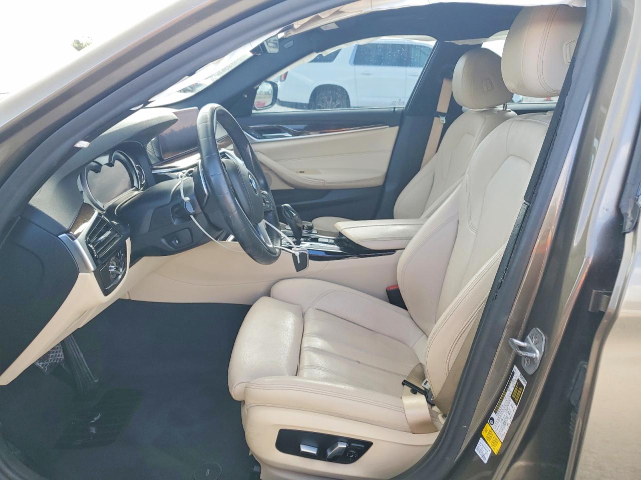 2019 BMW 5 SERIES