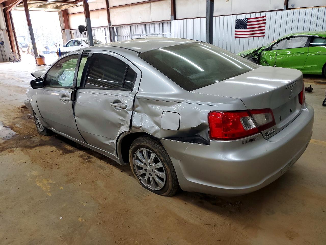 2011 MITSUBISHI GALANT