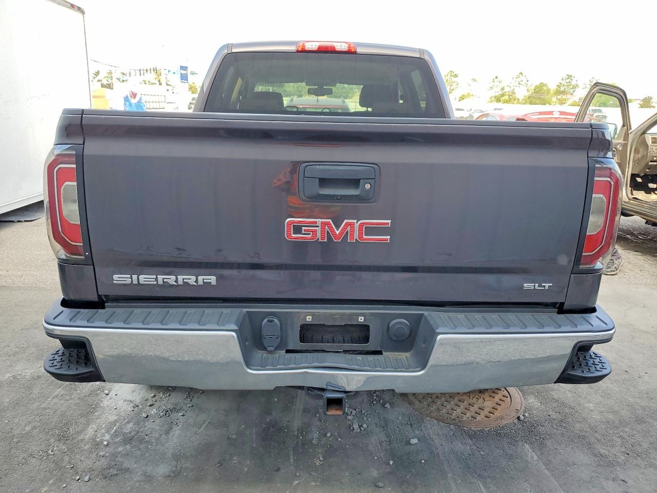 2016 GMC SIERRA