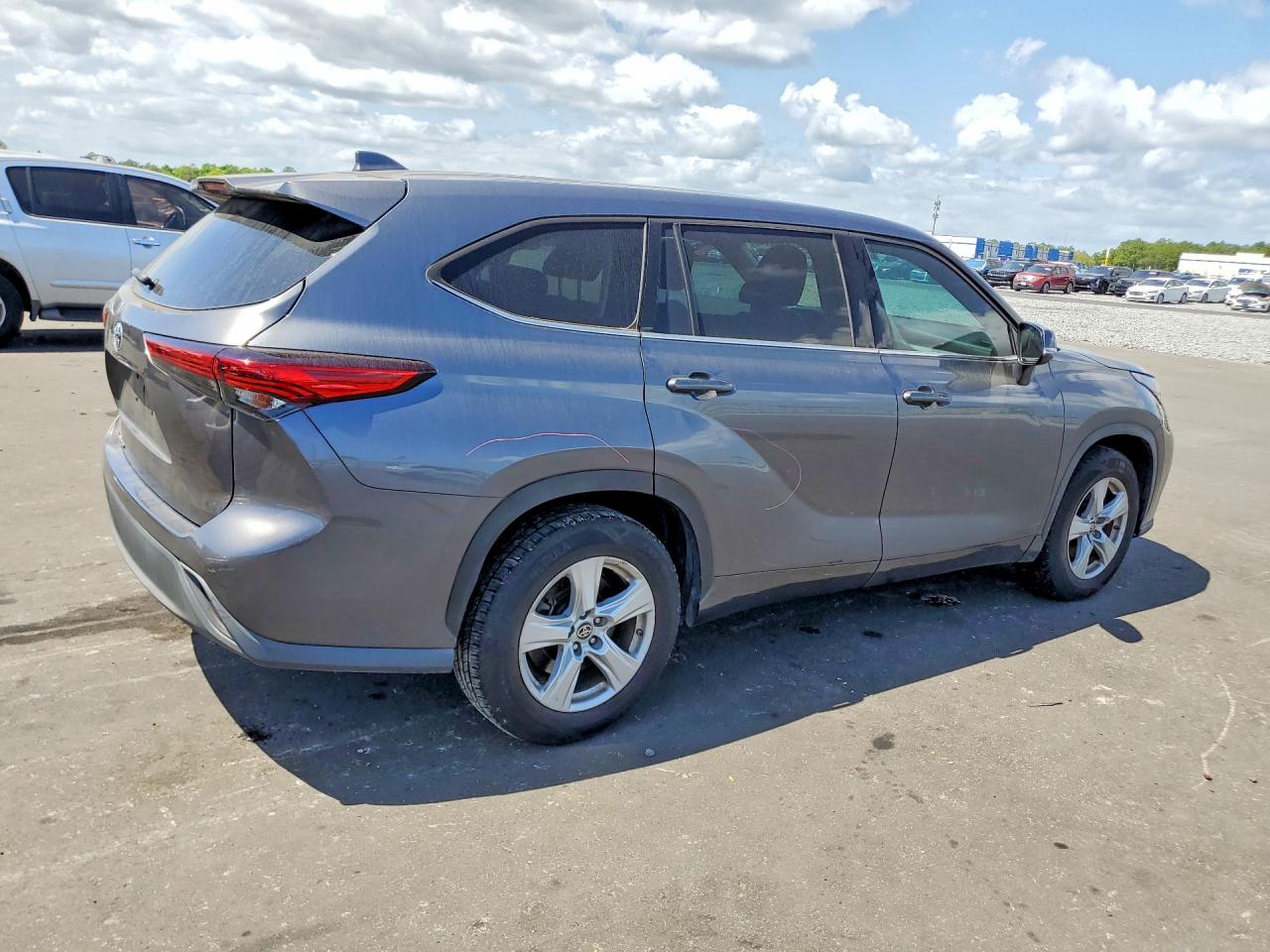 2020 TOYOTA HIGHLANDER