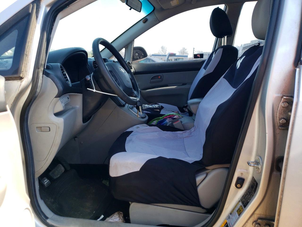 2008 KIA RONDO