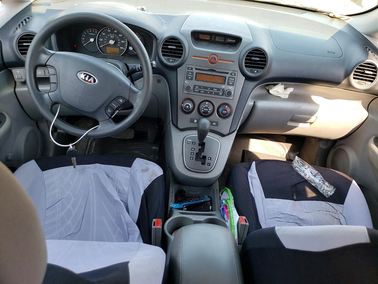 2008 KIA RONDO