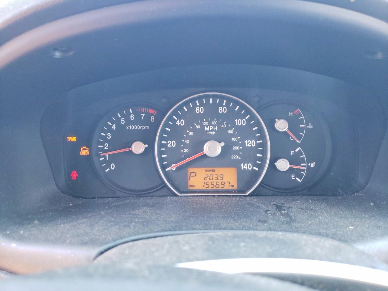 2008 KIA RONDO