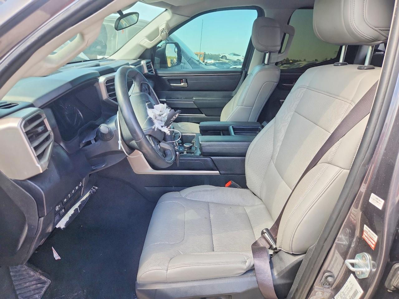 2024 TOYOTA TUNDRA
