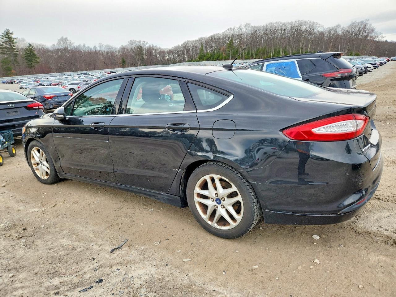 2013 FORD FUSION SE