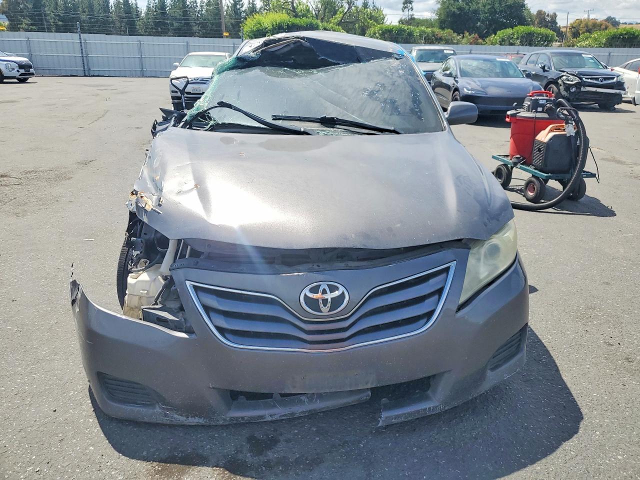 2010 TOYOTA CAMRY
