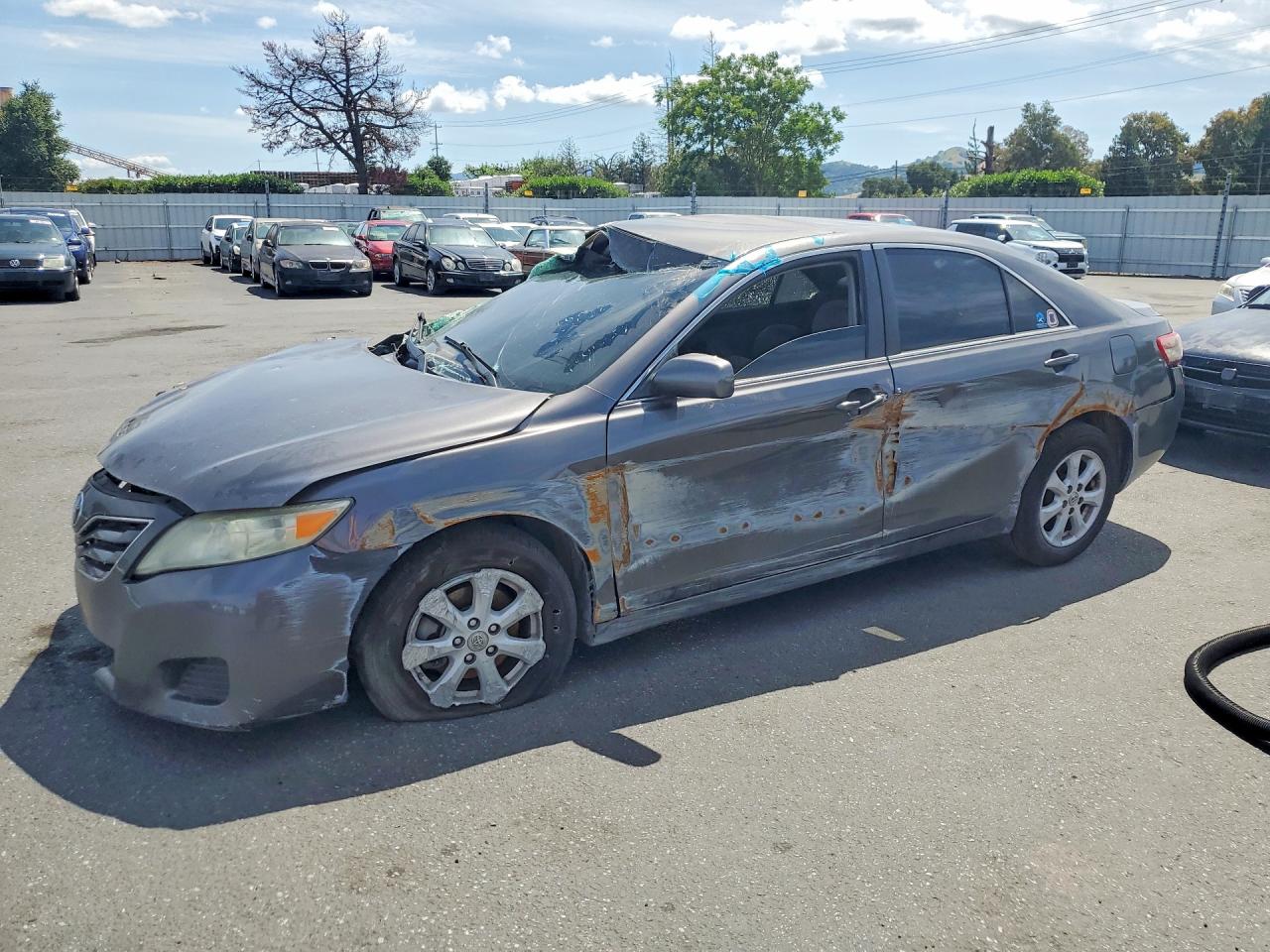 2010 TOYOTA CAMRY