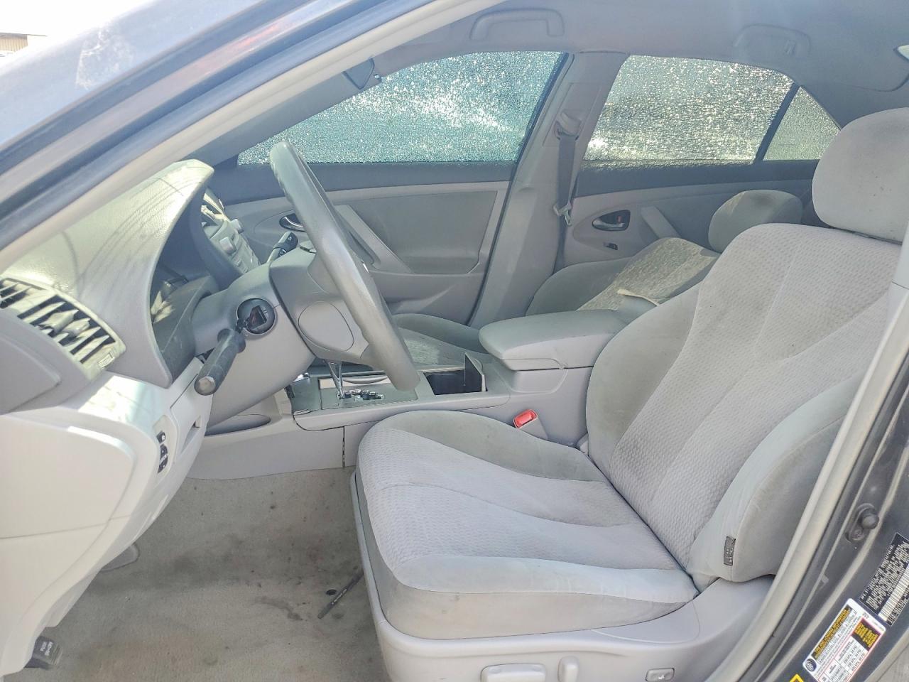 2010 TOYOTA CAMRY