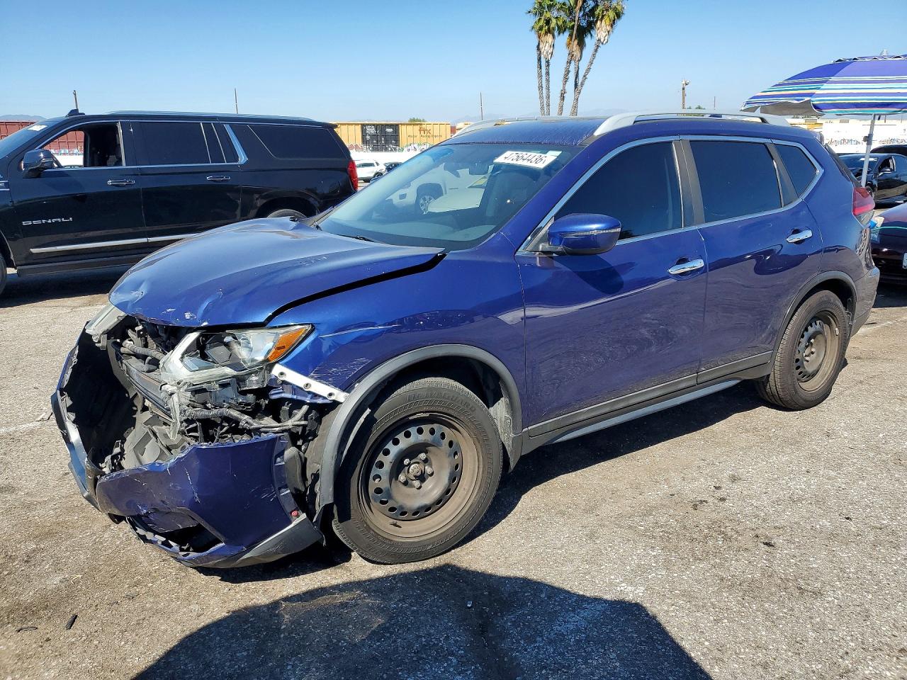 2017 NISSAN ROGUE