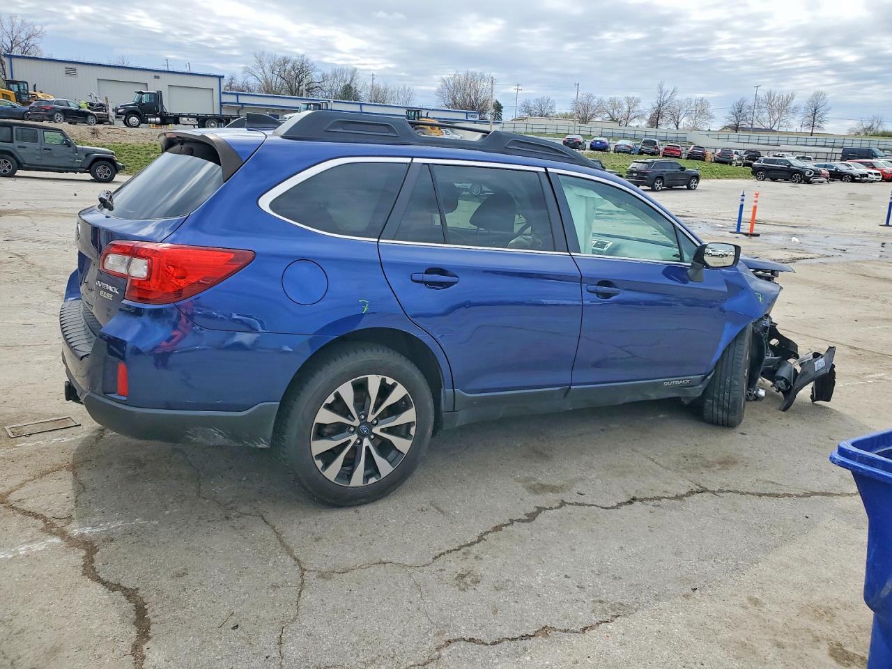 2016 SUBARU OUTBACK