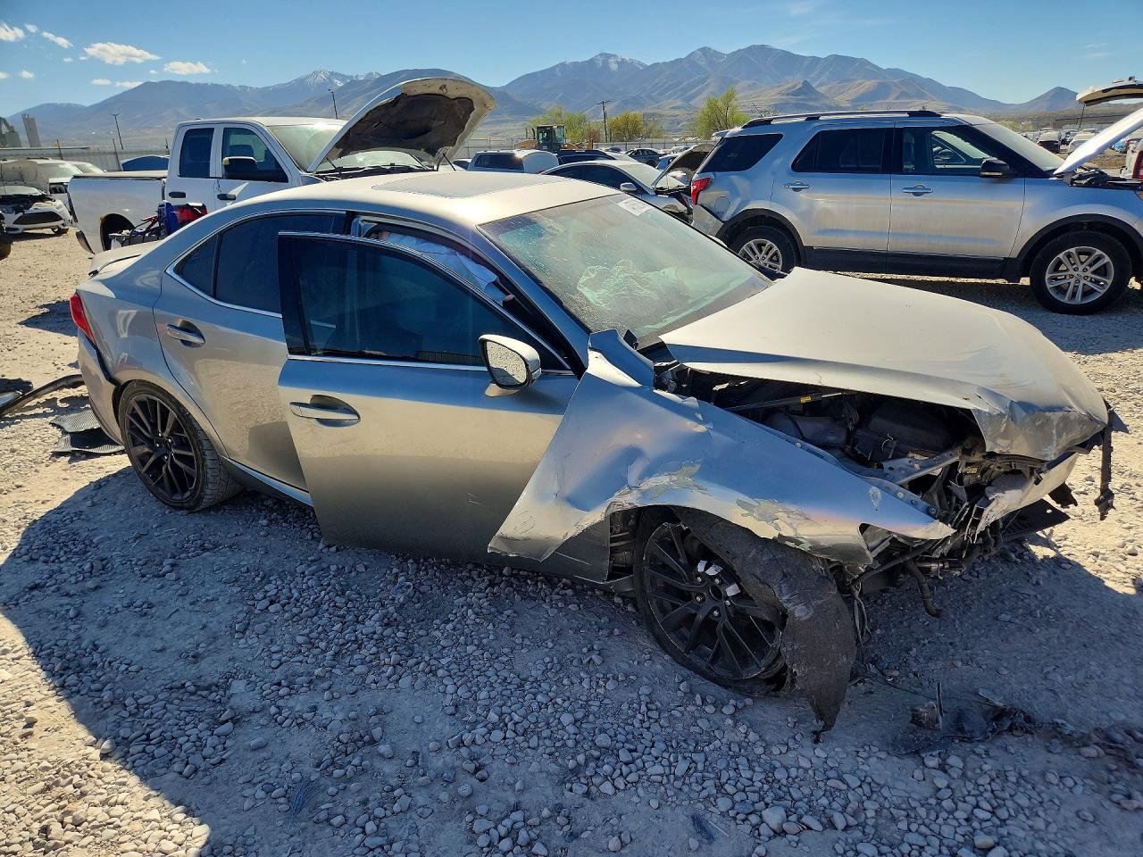 2016 LEXUS IS