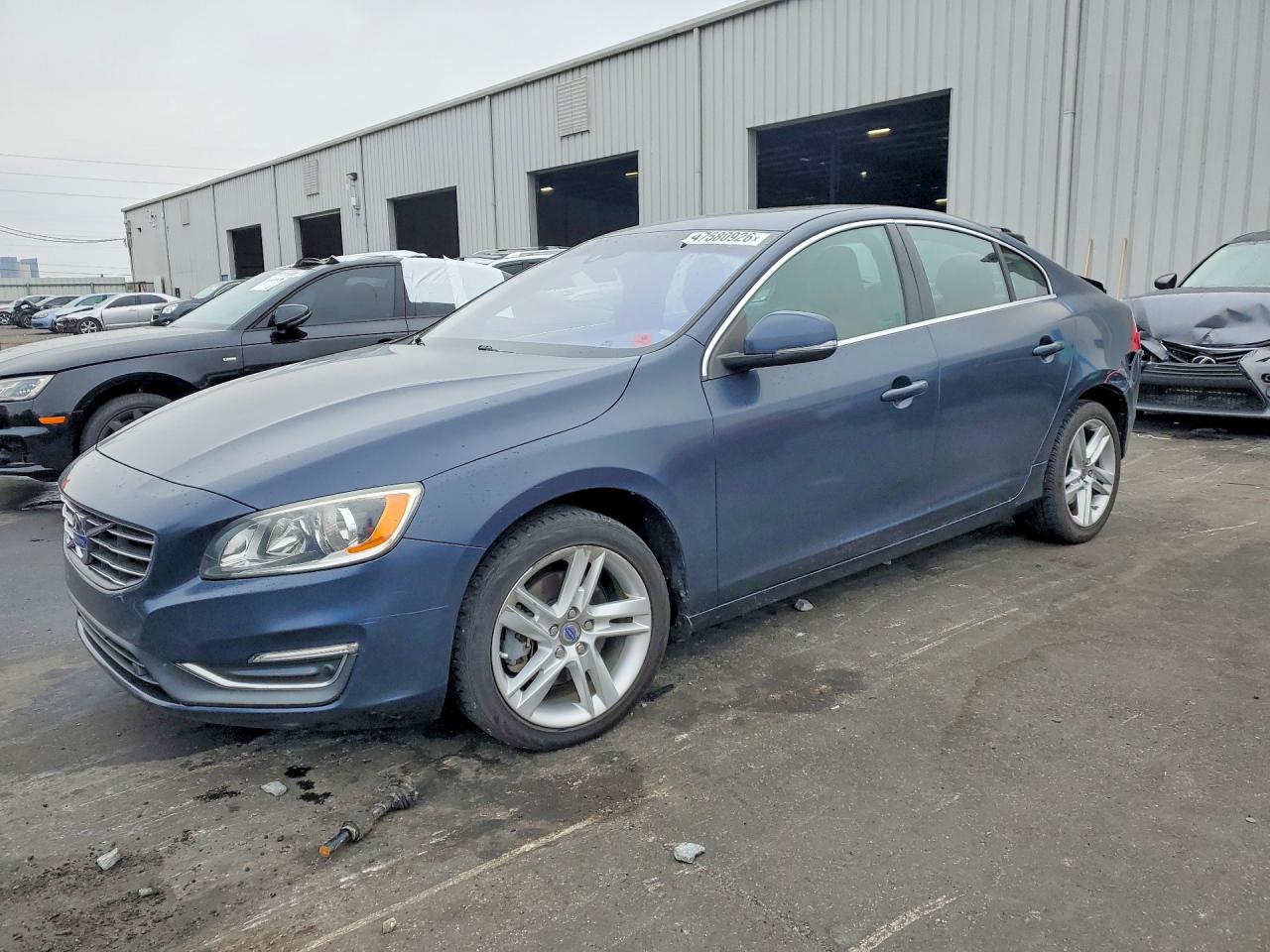2015 VOLVO S60