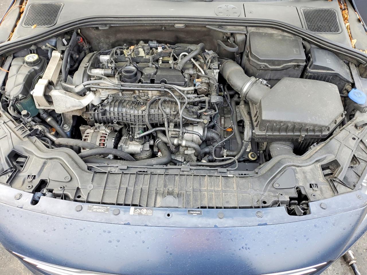 2015 VOLVO S60