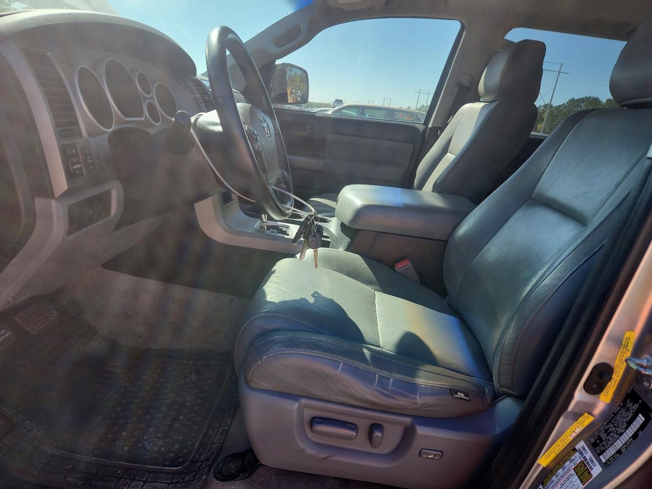 2010 TOYOTA SEQUOIA