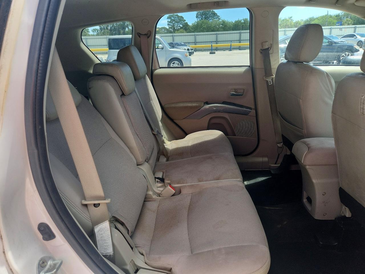 2009 MITSUBISHI OUTLANDER