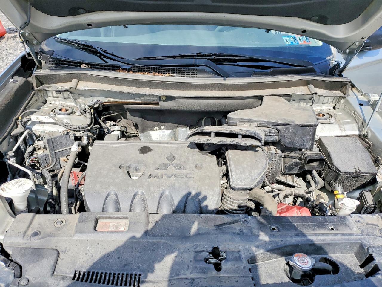 2019 MITSUBISHI OUTLANDER