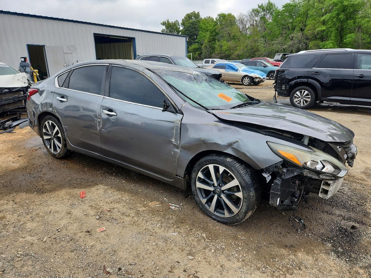 2017 NISSAN ALTIMA