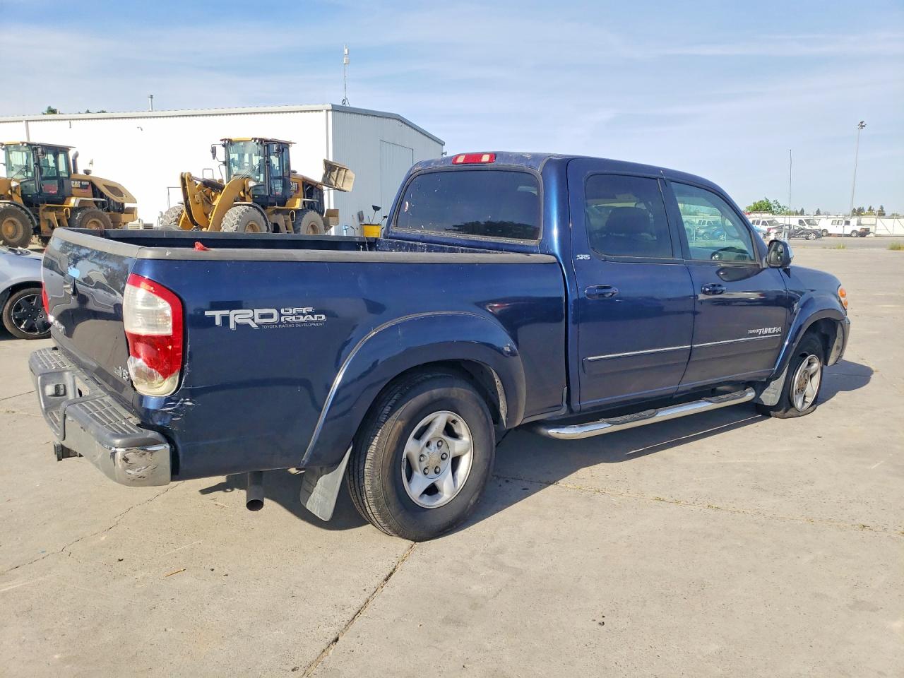 2004 TOYOTA TUNDRA