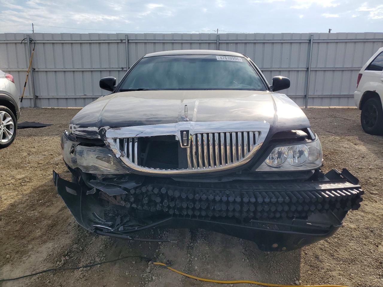 2007 LINCOLN TOWNCAR