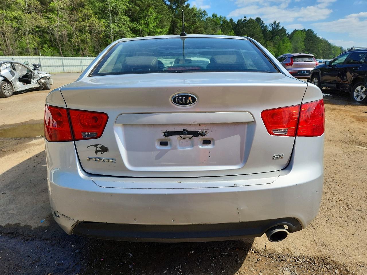 2013 KIA FORTE