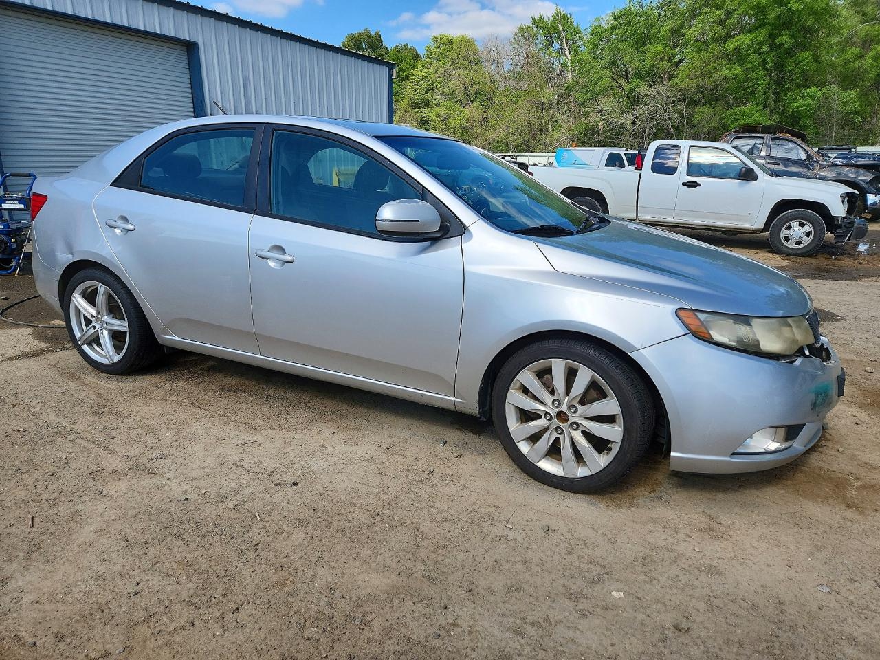 2013 KIA FORTE