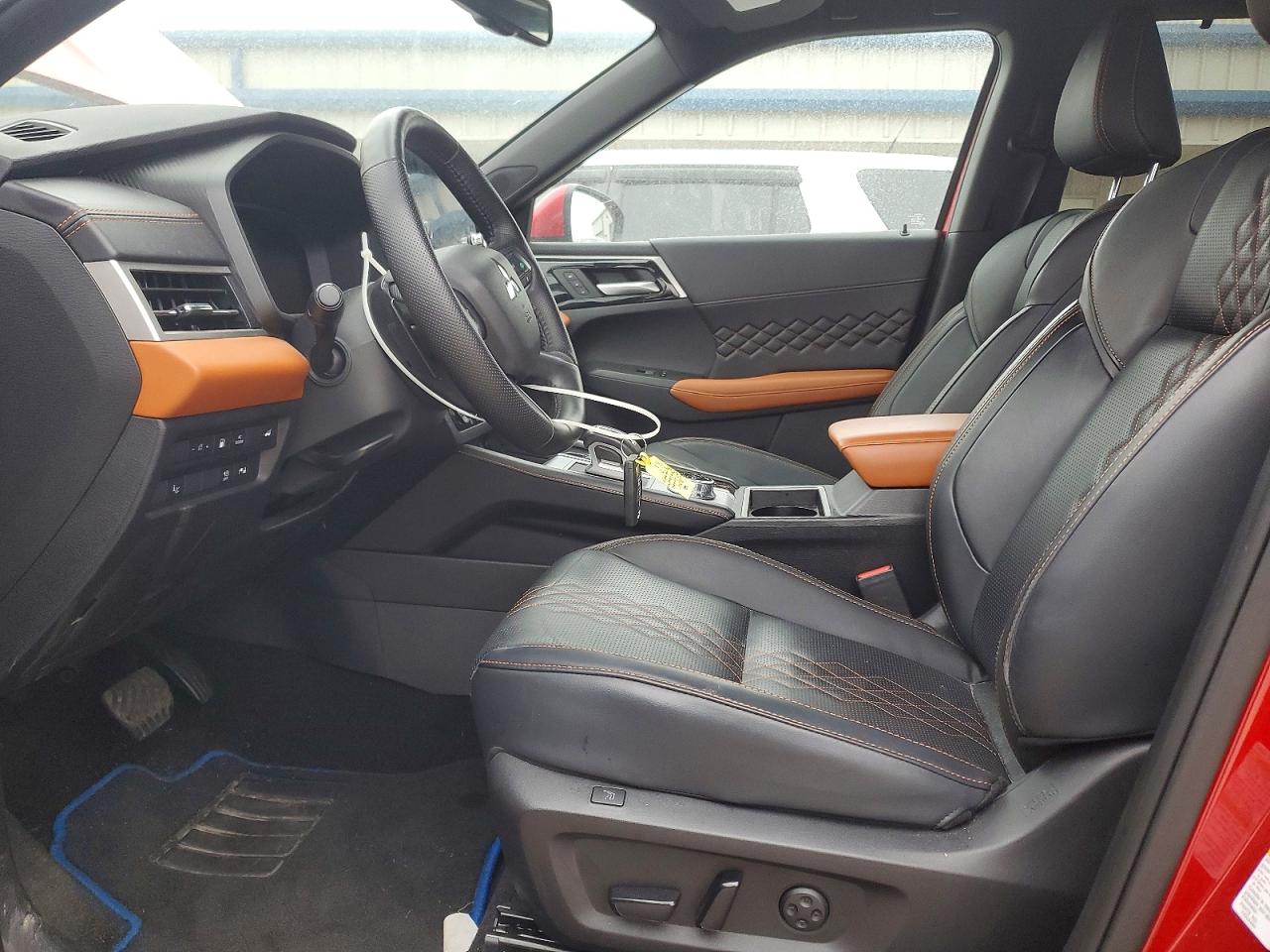 2025 MITSUBISHI OUTLANDER