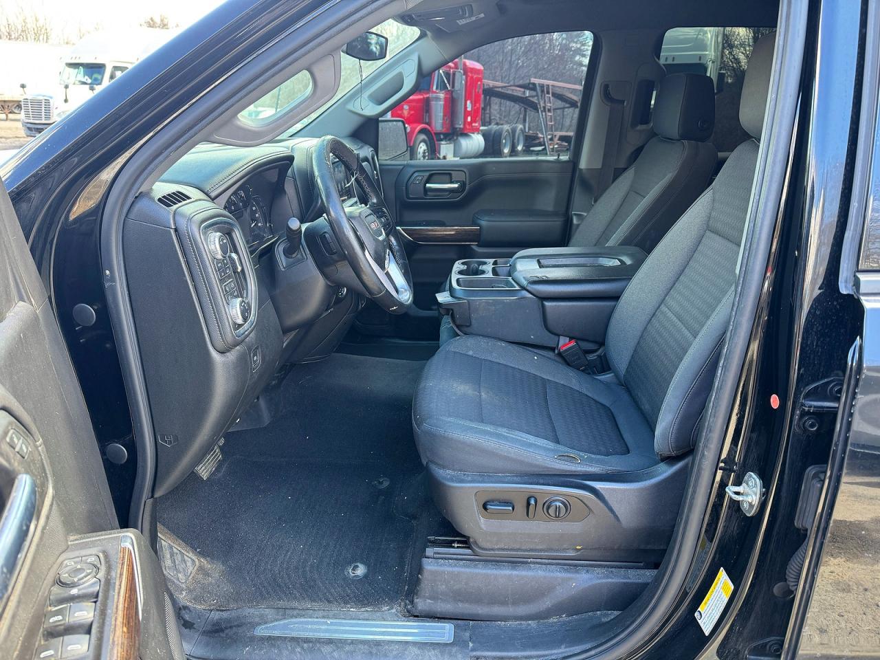 2020 GMC SIERRA