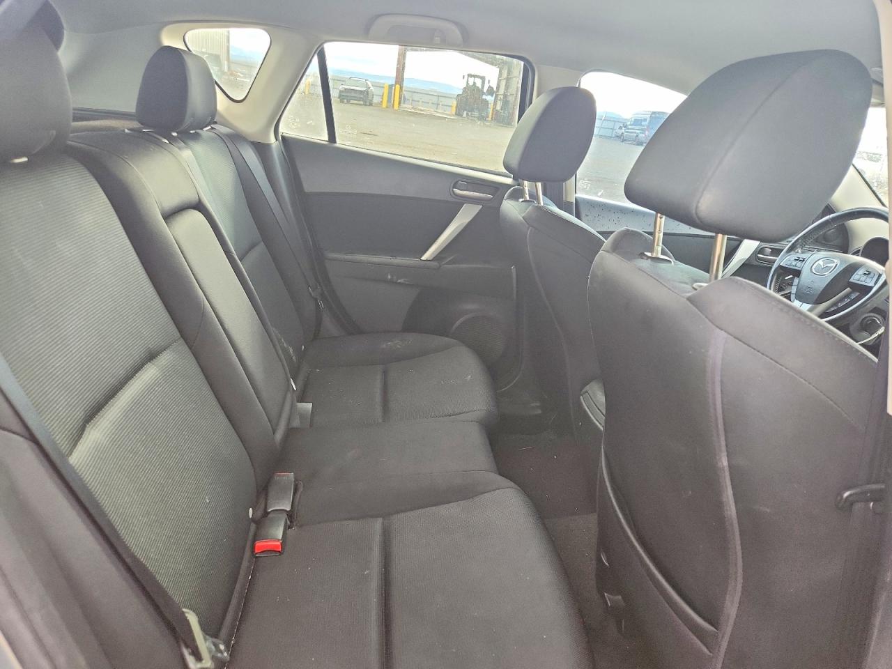2011 MAZDA MAZDA3