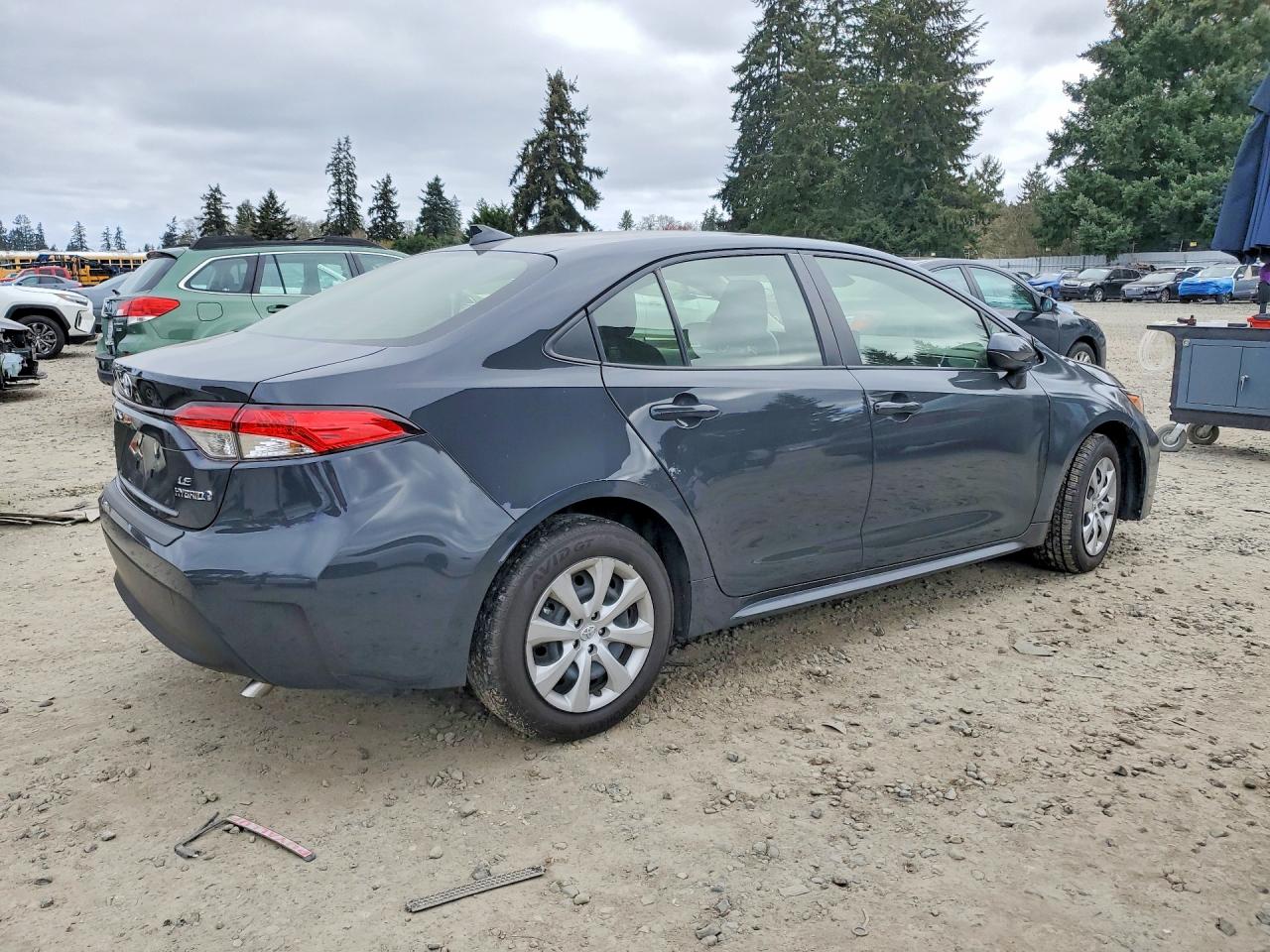 2024 TOYOTA COROLLA
