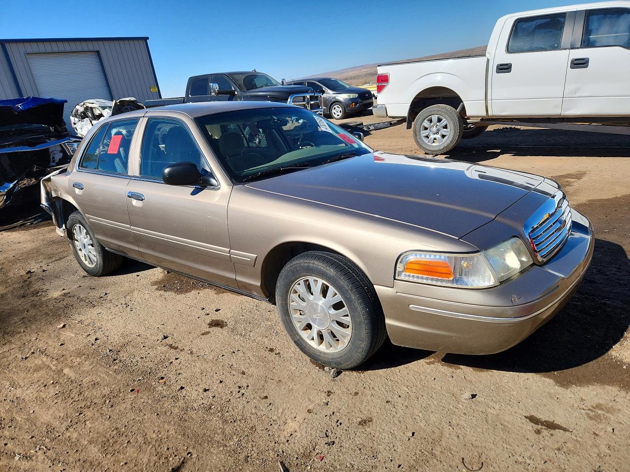2004 FORD CROWN VIC