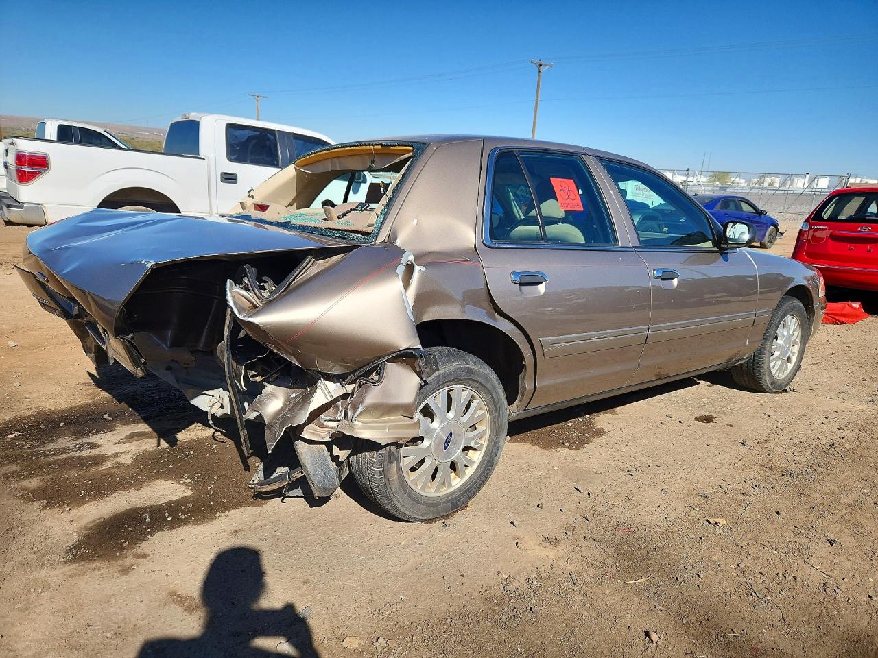 2004 FORD CROWN VIC