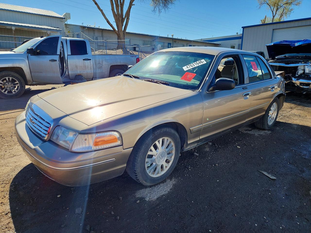 2004 FORD CROWN VIC