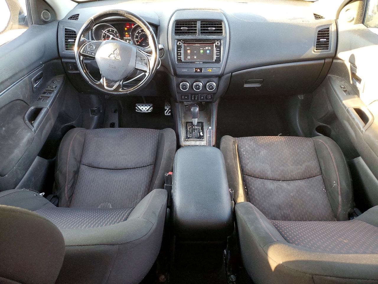 2018 MITSUBISHI OUTLANDER