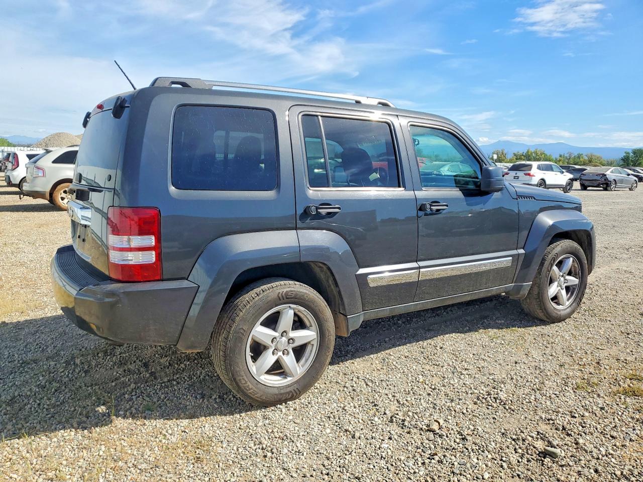 2011 JEEP LIBERTY