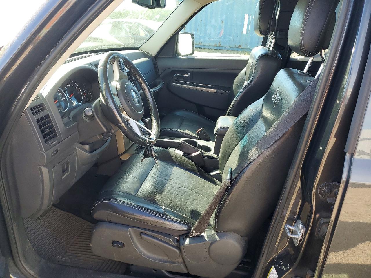 2011 JEEP LIBERTY