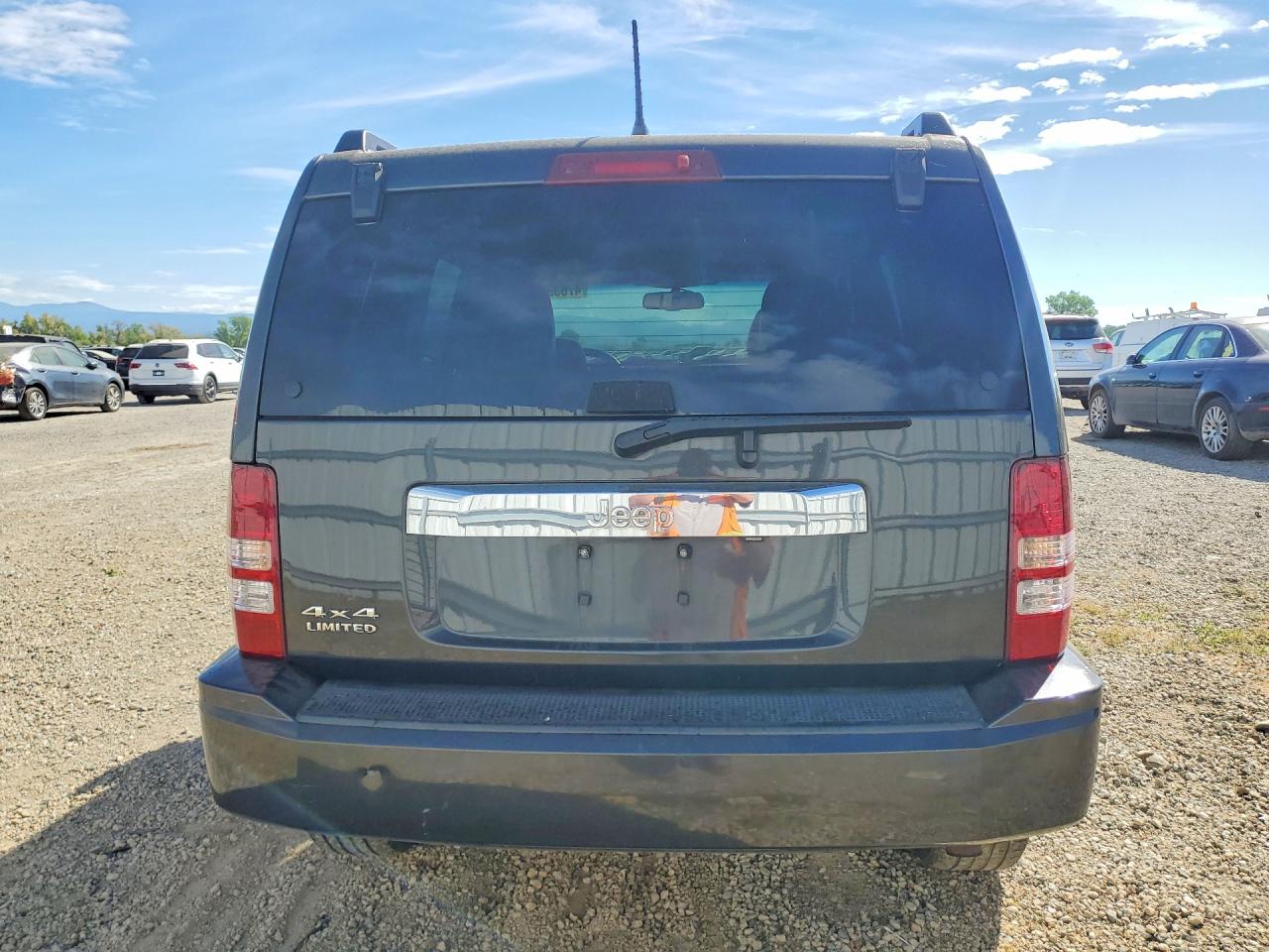 2011 JEEP LIBERTY