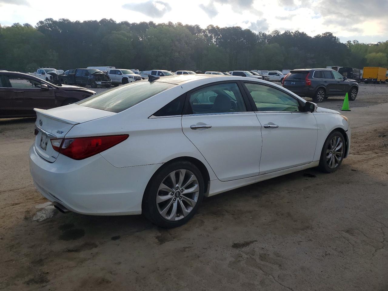 2012 HYUNDAI SONATA