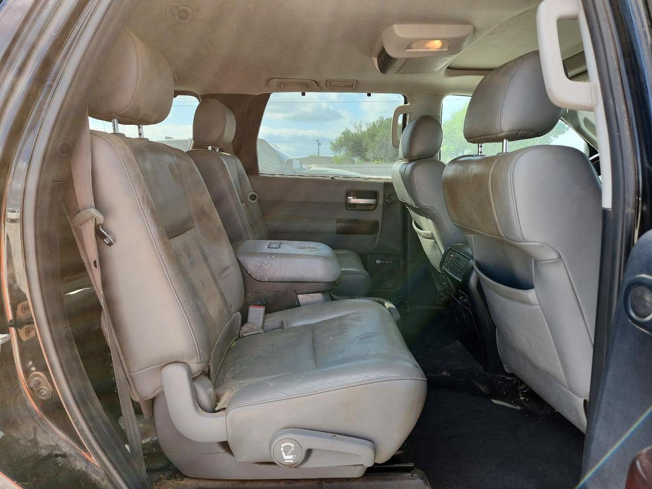 2013 TOYOTA SEQUOIA