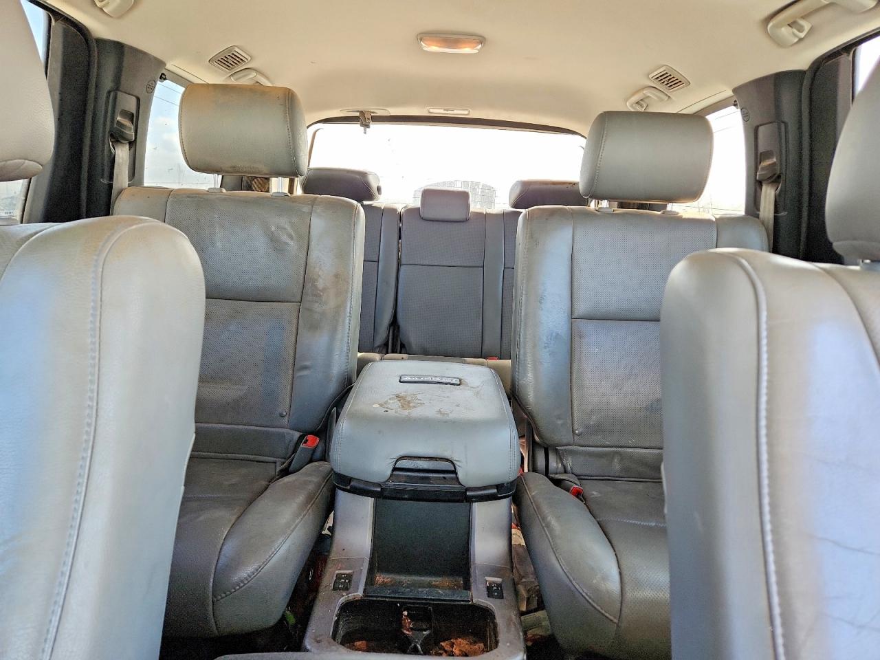 2013 TOYOTA SEQUOIA