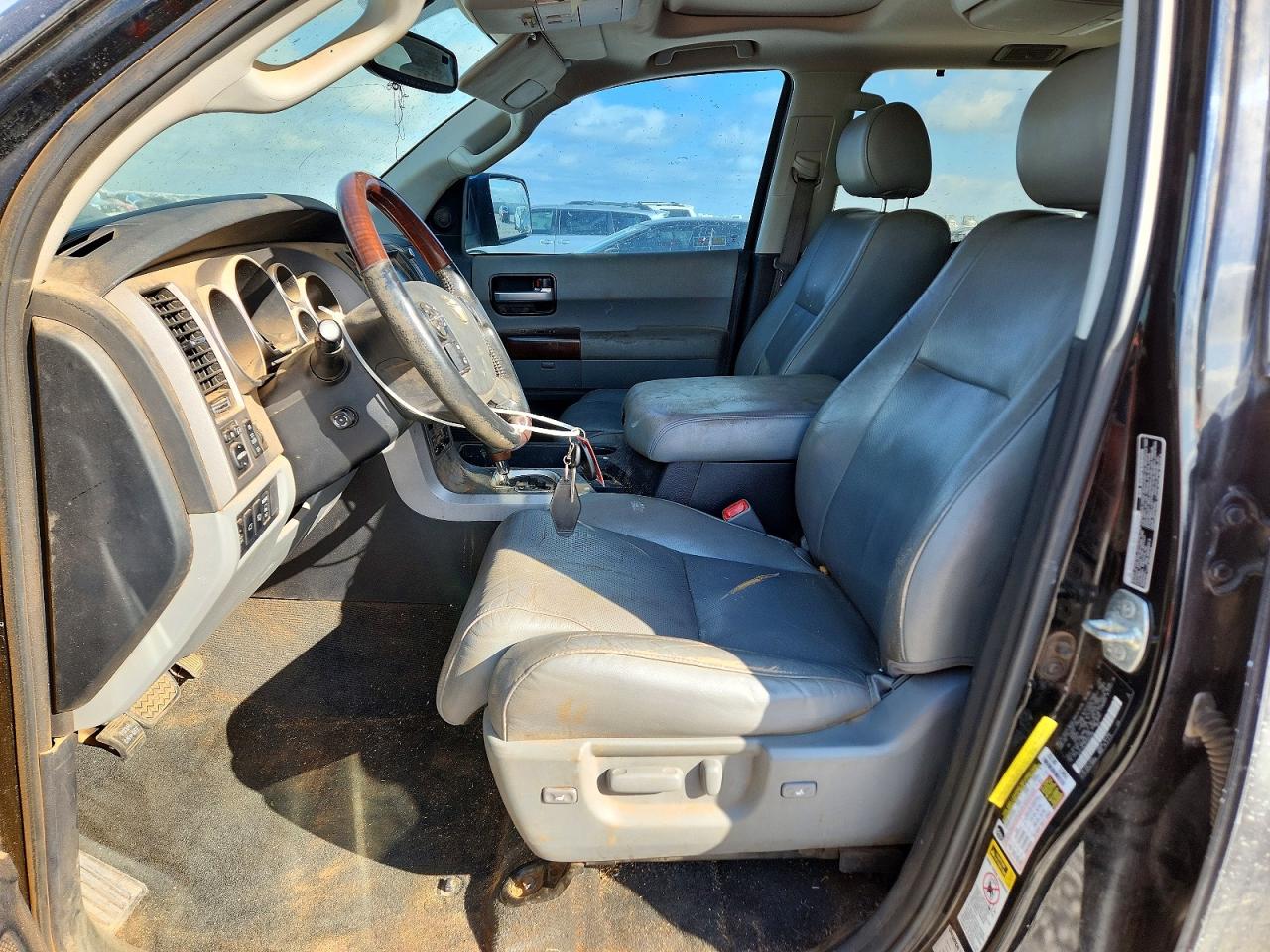 2013 TOYOTA SEQUOIA