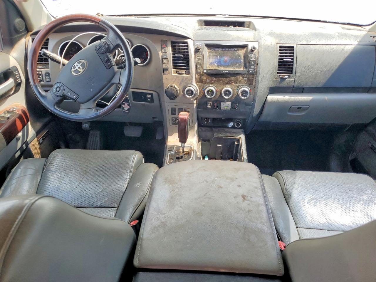 2013 TOYOTA SEQUOIA