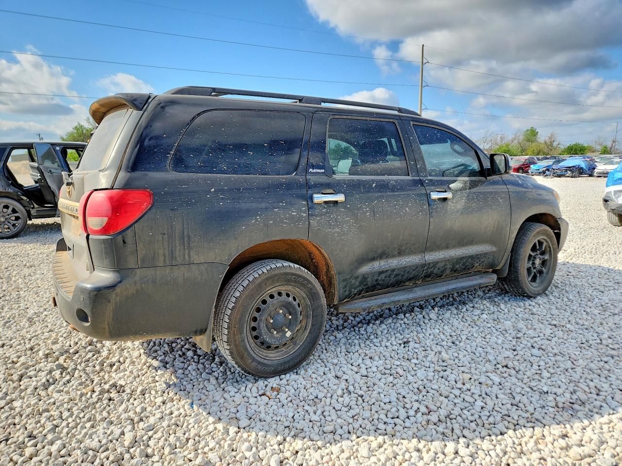 2013 TOYOTA SEQUOIA