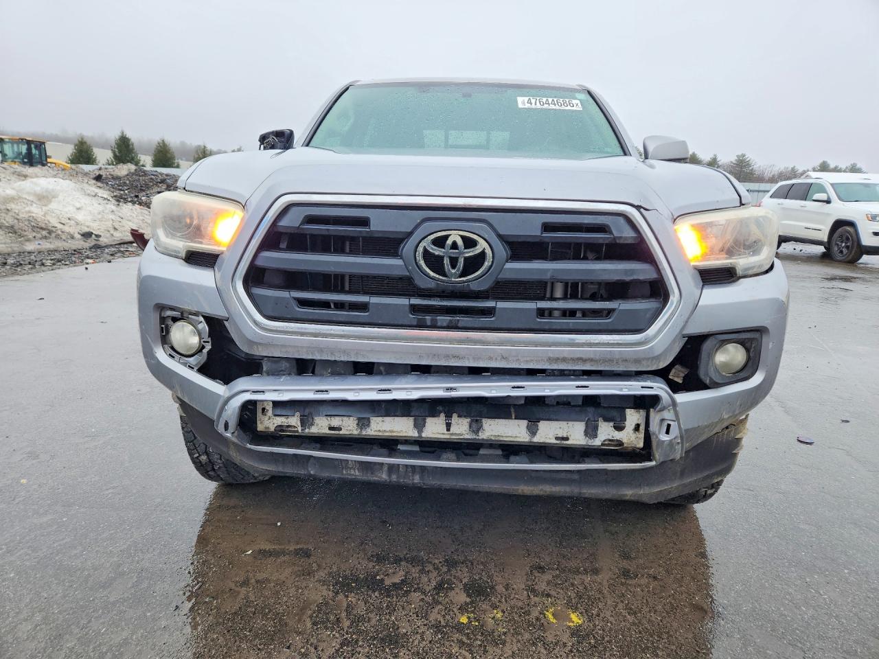2017 TOYOTA TACOMA