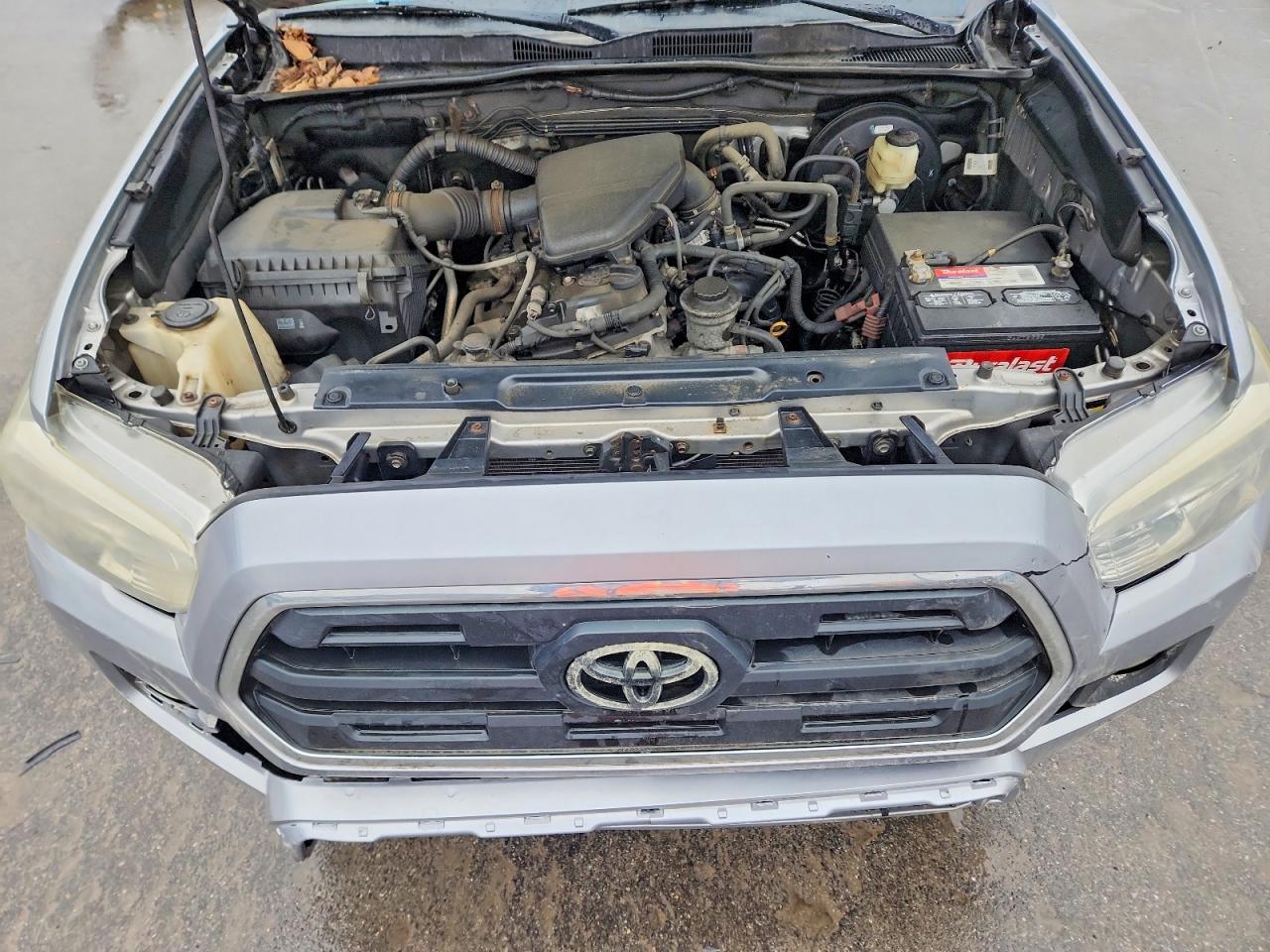 2017 TOYOTA TACOMA