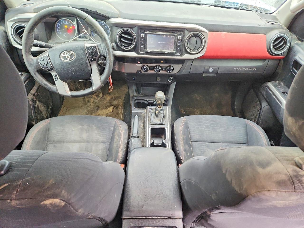 2017 TOYOTA TACOMA