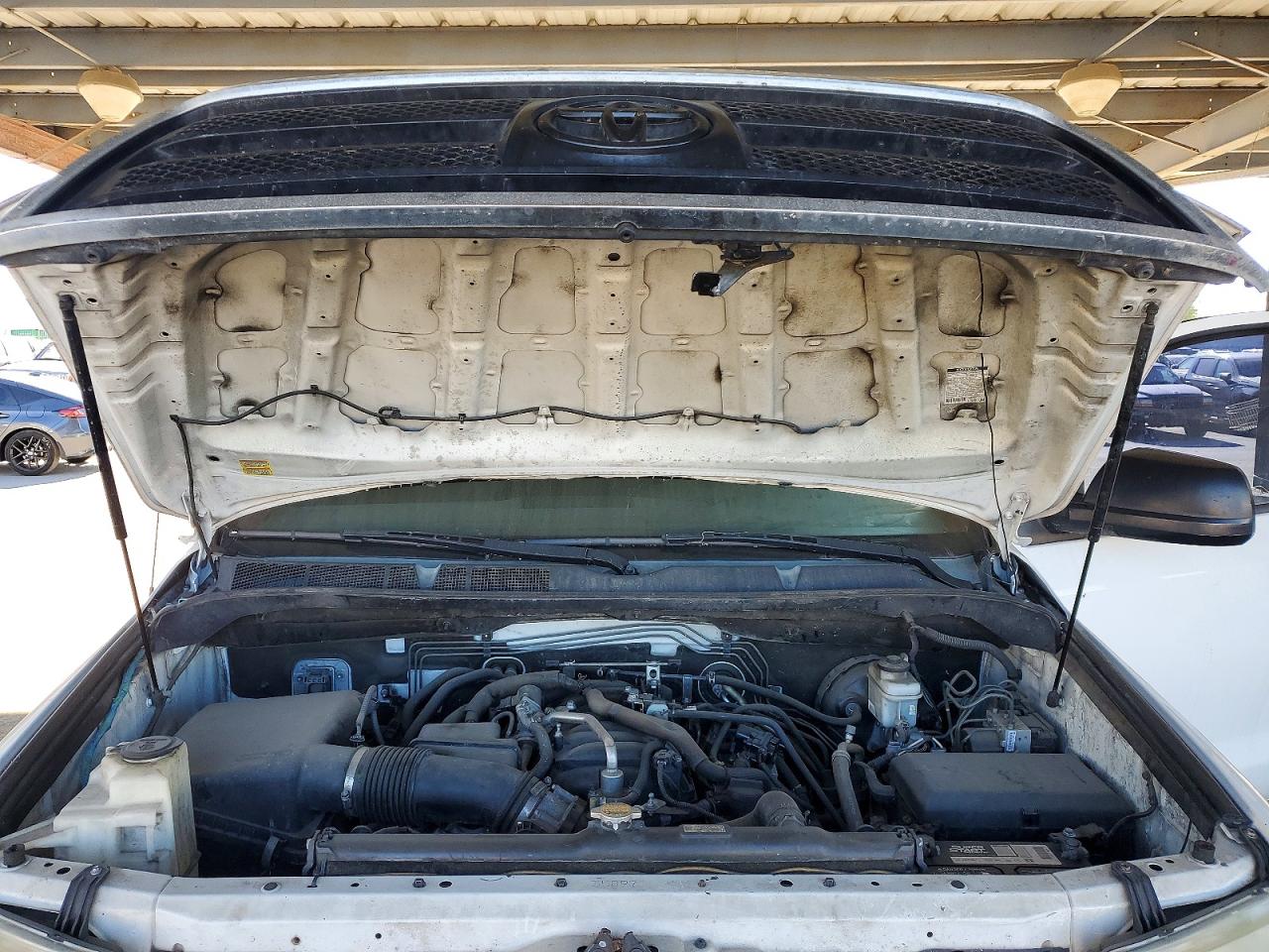 2012 TOYOTA TUNDRA
