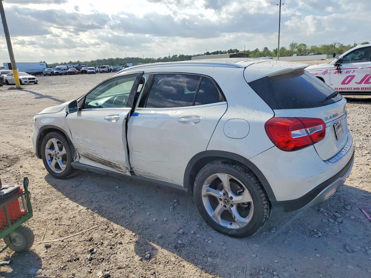 2018 MERCEDES-BENZ GLA-CLASS