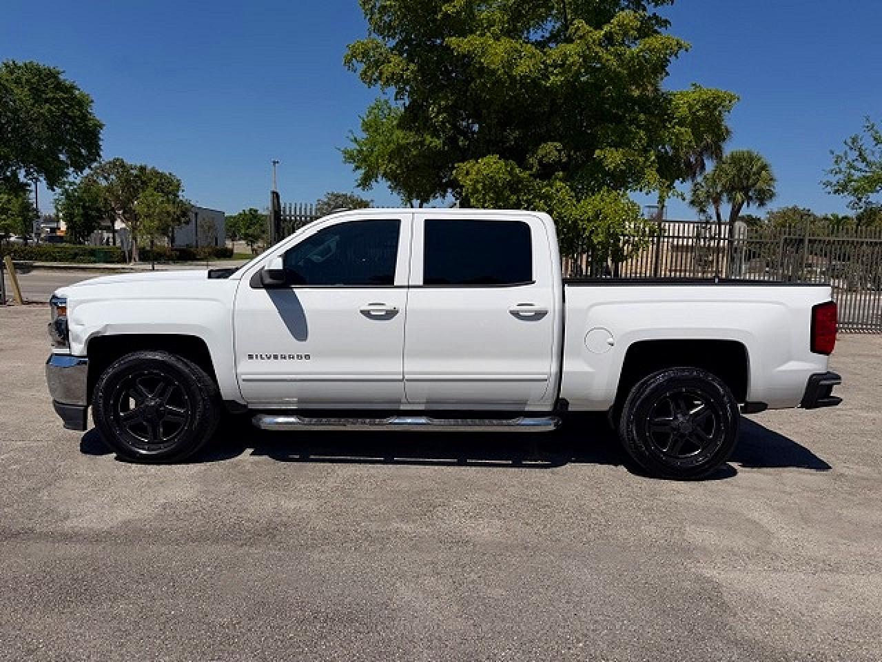2018 CHEVROLET SILVERADO