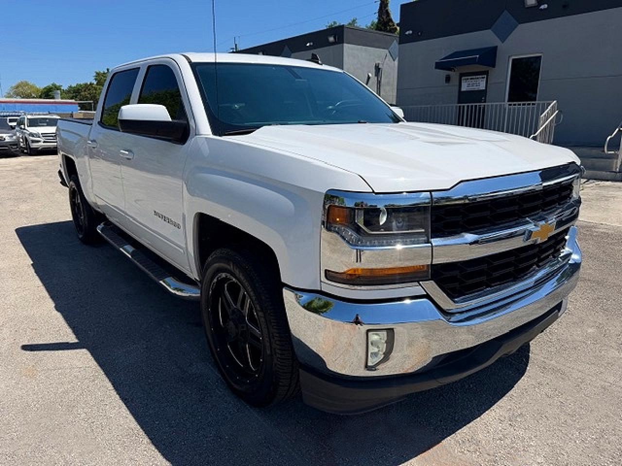 2018 CHEVROLET SILVERADO