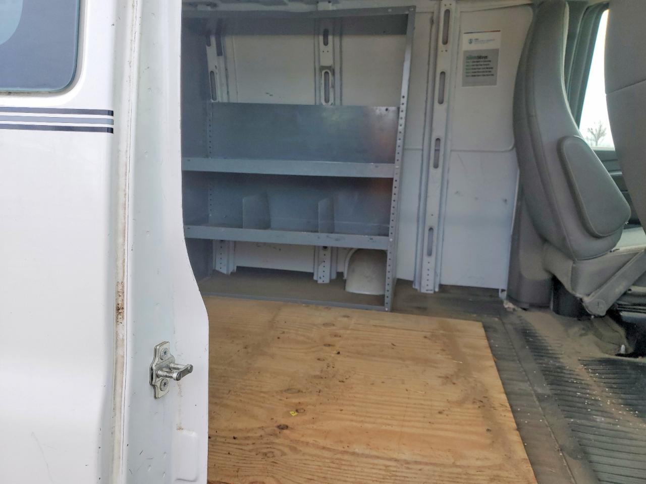 2015 CHEVROLET EXPRESS